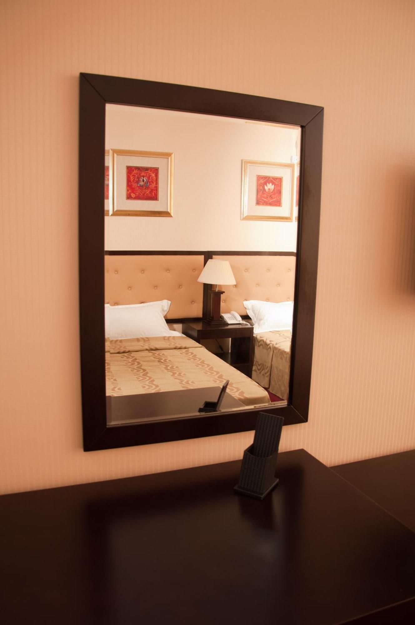 Hotel Baden Calarasi  Esterno foto